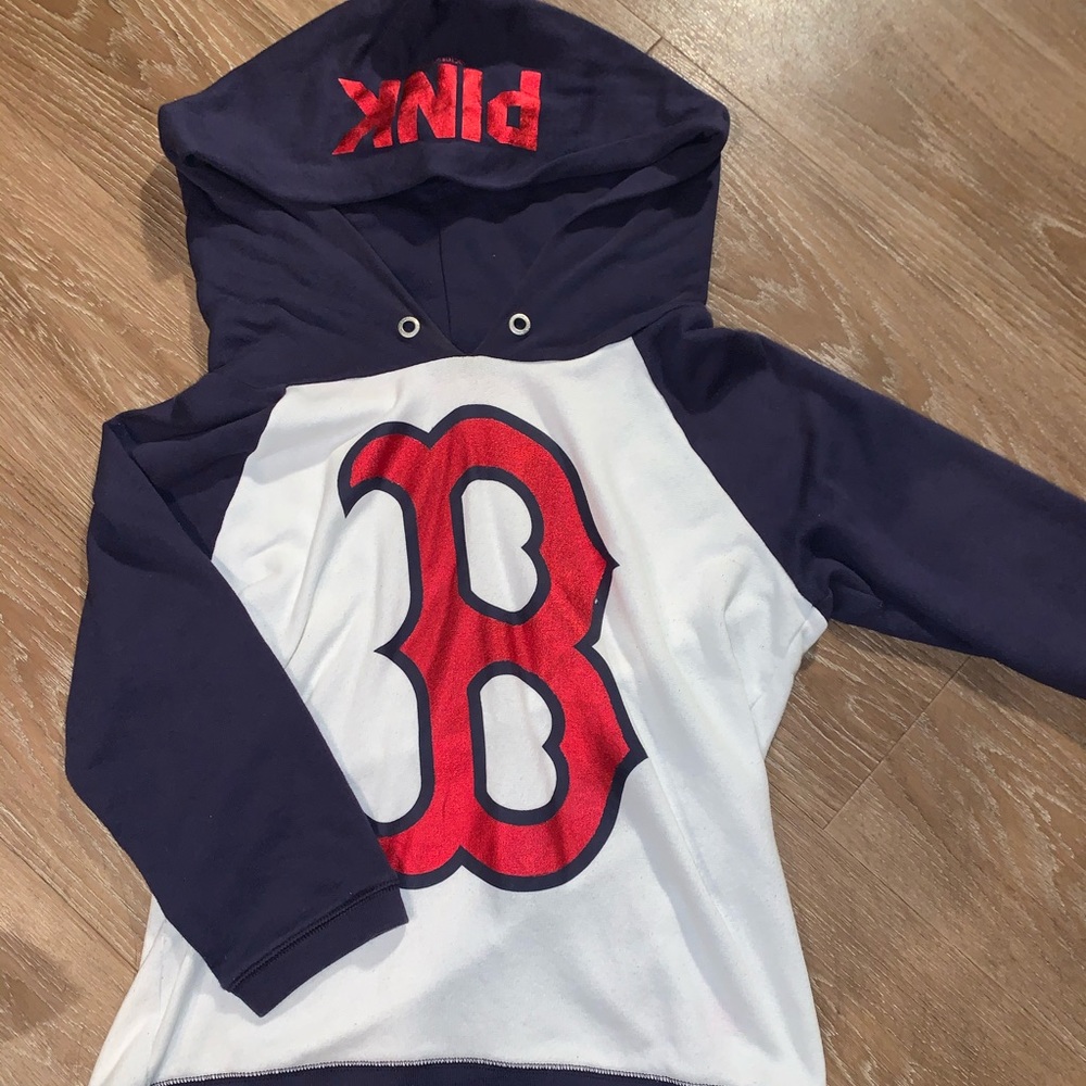 ⚾️ VS PINK Red Sox Pullover ⚾️